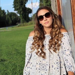 Meet your Posher, Peyton